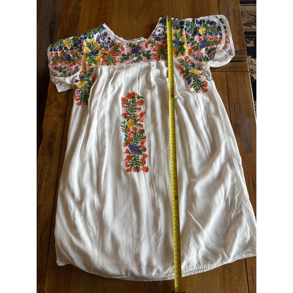 Buddy Basics Embroidered Floral Boho Dress White Puebla Style Small - Picture 8 of 12